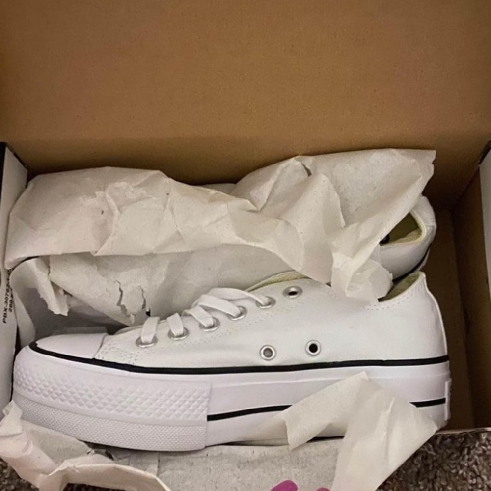 Platform converse